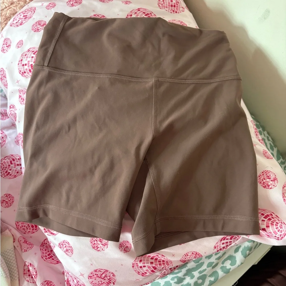 lululemon athletica spiced chai Bike Shorts - Picture 2 of 4